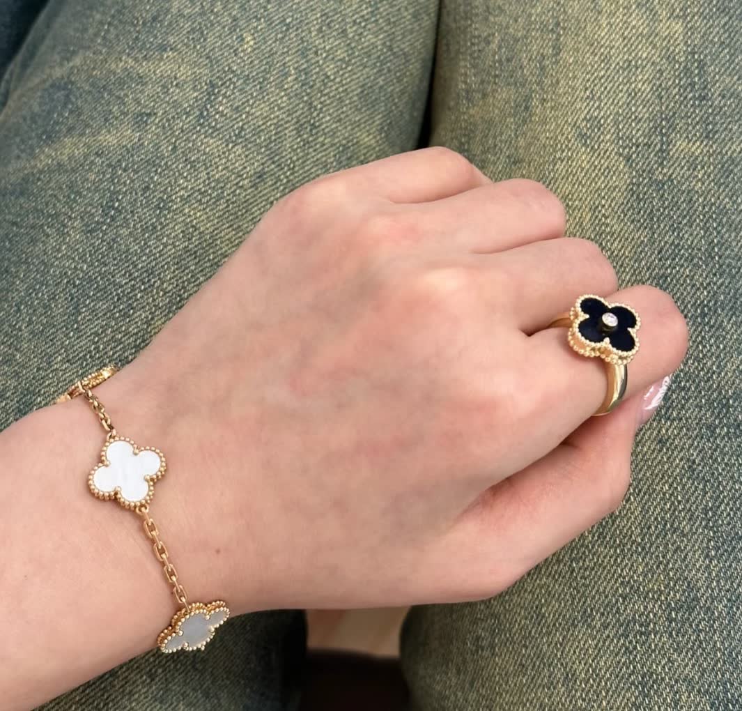 Van Cleef & Arpels Vintage Alhambra Ring